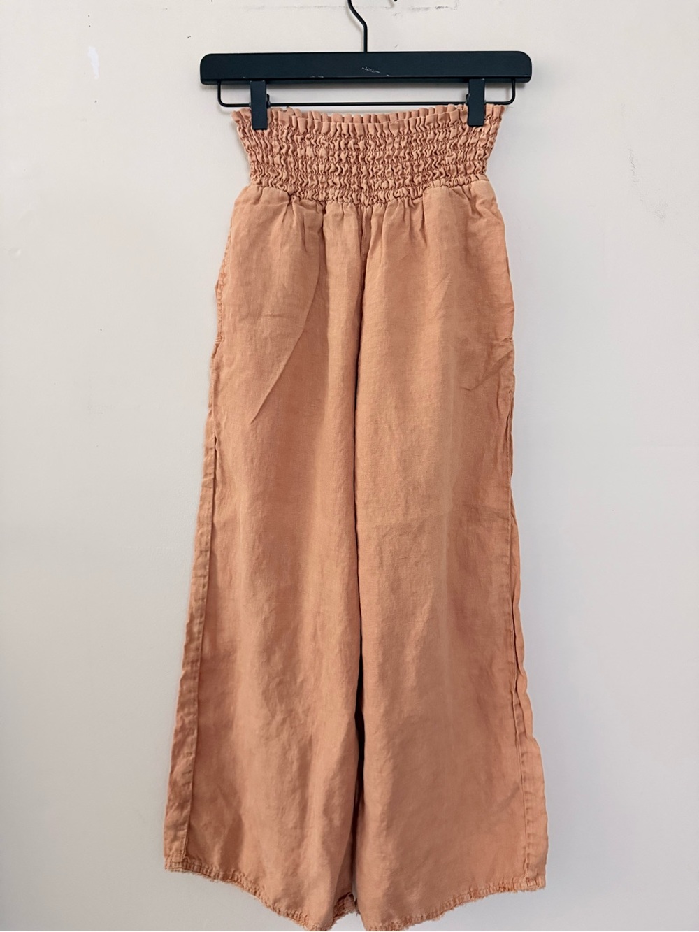 Bella Dahl Peach Smocked-Waist Wide-Leg Linen Pants